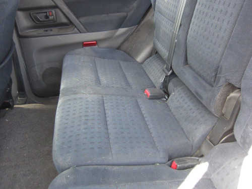 ASIENTOS TRASEROS, MITSUBISHI, MONTERO (V60/V70)