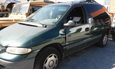 CHRYSLER VOYAGER GS