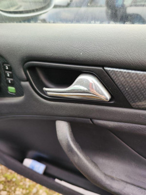 MANETA INTERIOR DELANTERA DERECHA