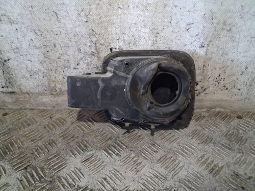 TAPA EXTERIOR COMBUSTIBLE 