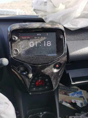  PEUGEOT 108 TOP 