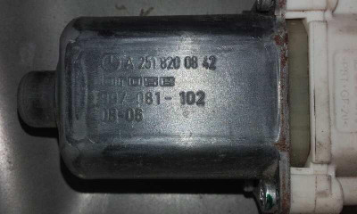 MOTOR ELEVALUNAS DELANTERO DERECHO