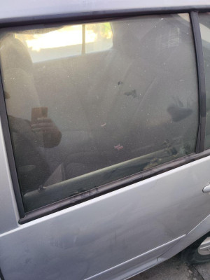 LUNA TRASERA IZQUIERDA