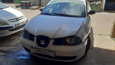 SEAT CORDOBA BERLINA (6L2)
