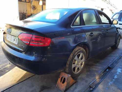  AUDI A4 BERLINA (8K2) 