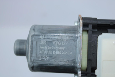 MOTOR ELEVALUNAS TRASERO DERECHO, Volkswagen, T-CROSS (C11)