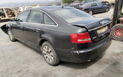 AUDI A6 BERLINA (4F2)