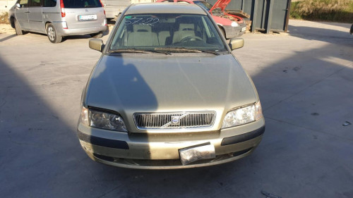  VOLVO S40 BERLINA 