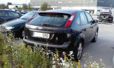 FORD FOCUS BERLINA (CB4)