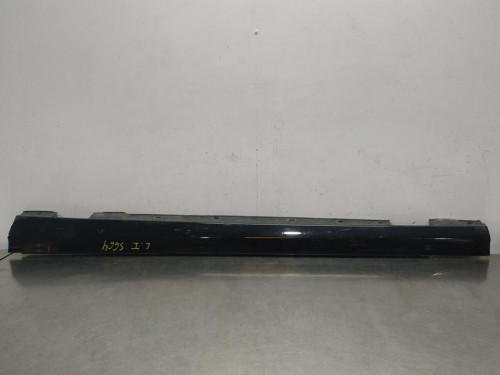  FALDON LATERAL MERCEDES-BENZ CLASE C (BM 204) BERLINA 
