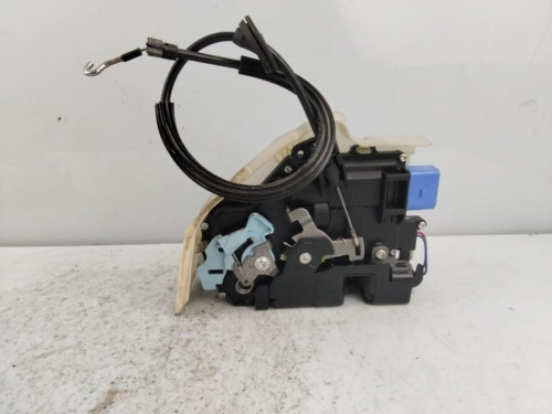 CERRADURA PUERTA DELANTERA IZQUIERDA Volkswagen JETTA V (1K2) 