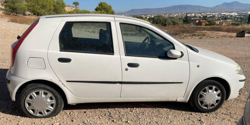 FIAT II PUNTO (188) BERLINA — Donor Vehicle for Used Parts 