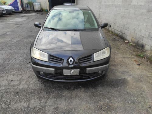 RENAULT MEGANE II BERLINA 5P — автомобиль-донор на запчасти 