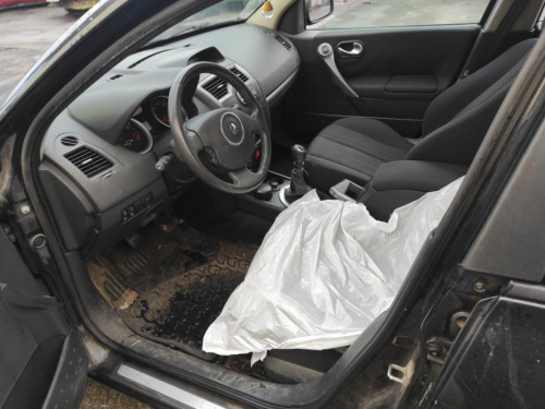 RENAULT MEGANE II BERLINA 5P — автомобиль-донор на запчасти 