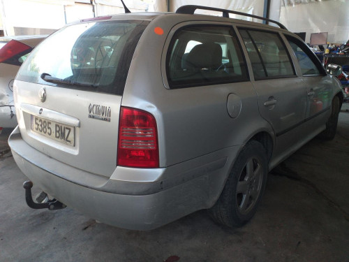  SKODA OCTAVIA COMBI (1U5) 
