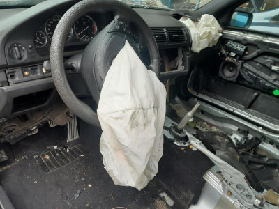 BMW SERIE 5 BERLINA (E39)
