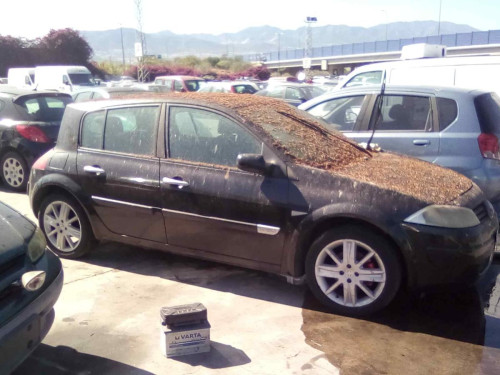 RENAULT MEGANE II BERLINA 5P — vehículo donante para recambios 