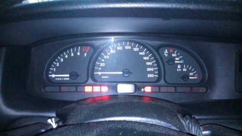  OPEL VECTRA B BERLINA 