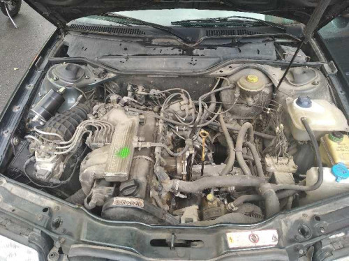  AUDI 100 BERLINA (C4) 