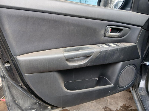 MAZDA 3 BERLINA (BK) — автомобиль-донор на запчасти 