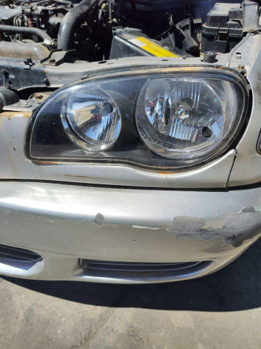 FARO IZQUIERDO Toyota COROLLA (E11) 