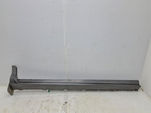 FALDON LATERAL Ford KUGA (CBS) 