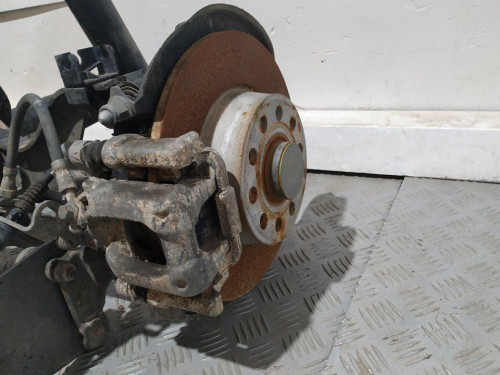  PUENTE TRASERO VOLKSWAGEN TOURAN (1T3) 
