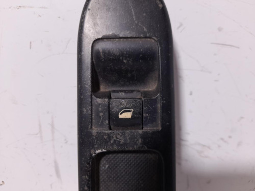  MANDO ELEVALUNAS DELANTERO DERECHO Peugeot 307 BREAK/ SW (S2) 