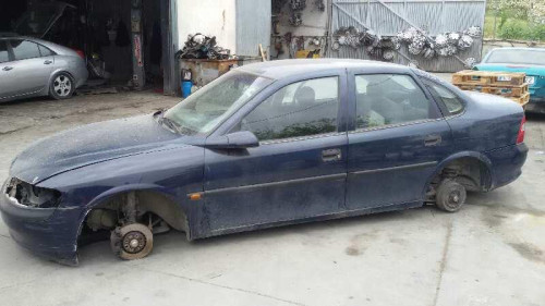 OPEL VECTRA B BERLINA — автомобиль-донор на запчасти 