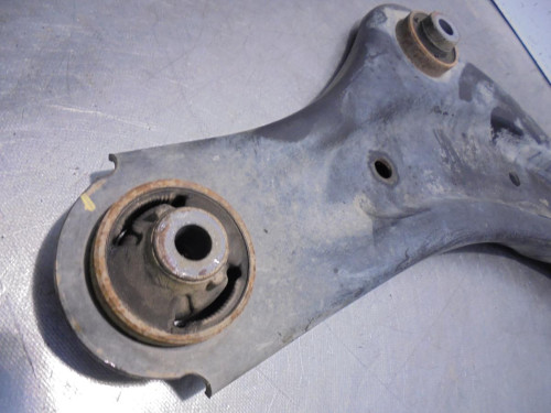 BRAZO SUSPENSION INFERIOR DELANTERO DERECHO Nissan JUKE (F15E) 