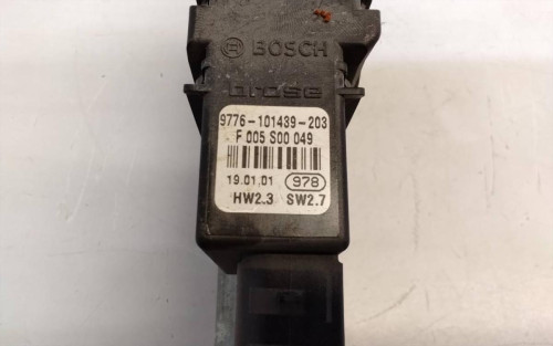 MOTOR ELEVALUNAS TRASERO IZQUIERDO Volkswagen BORA BERLINA (1J2)(1998) 