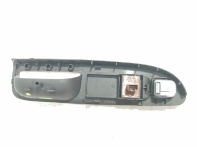 MANDO ELEVALUNAS DELANTERO IZQUIERDO, VOLKSWAGEN, PASSAT BERLINA (3C2)