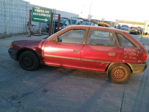  OPEL ASTRA F BERLINA 