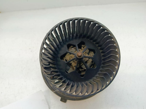 VENTILADOR CALEFACCION Volkswagen PASSAT VARIANT (3C5) 