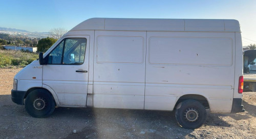 VOLKSWAGEN LT FURGÓN/COMBI — автомобиль-донор на запчасти 