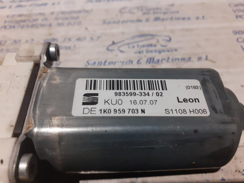  MOTOR ELEVALUNAS TRASERO IZQUIERDO 