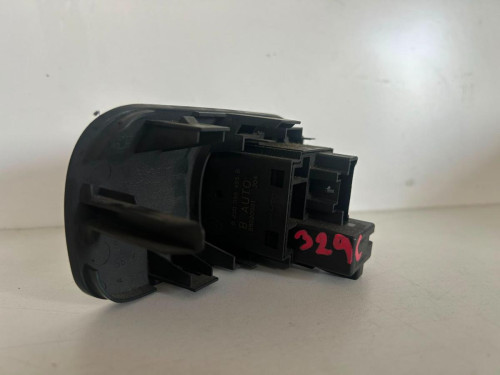 MANDO REGULACION INTENSIDAD CUADRO RENAULT MEGANE II BERLINA 5P 