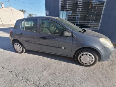 RENAULT CLIO III