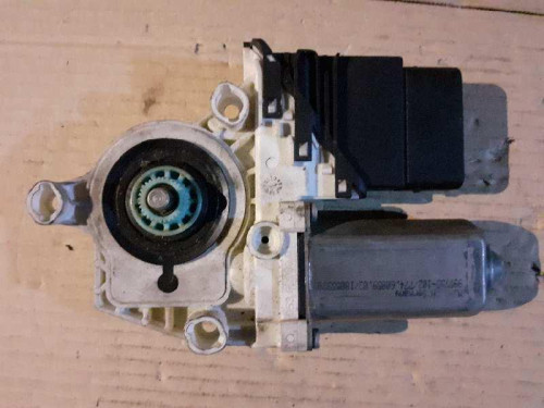  MOTOR ELEVALUNAS TRASERO DERECHO 