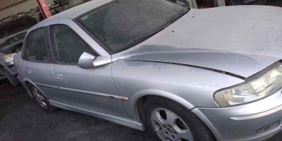 OPEL VECTRA B BERLINA