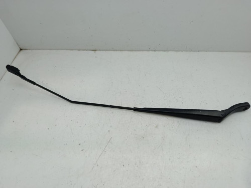 BRAZO LIMPIA DELANTERO DERECHO PEUGEOT 208 