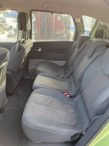  RENAULT SCENIC II (JM) 
