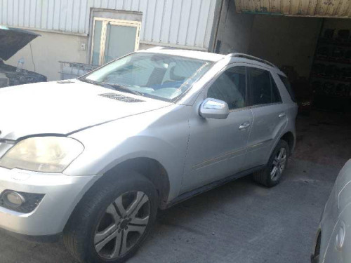 MERCEDES-BENZ CLASE ML (BM 164) — автомобиль-донор на запчасти 