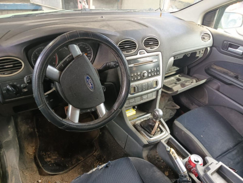 FORD FOCUS BERLINA (CAP) — автомобиль-донор на запчасти 
