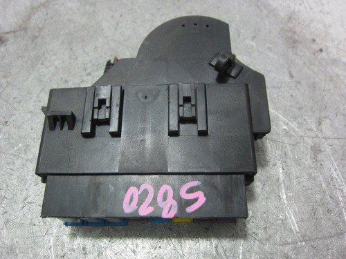  CAJA RELES / FUSIBLES OPEL ZAFIRA A 