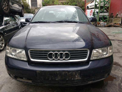 AUDI A4 BERLINA (B5)