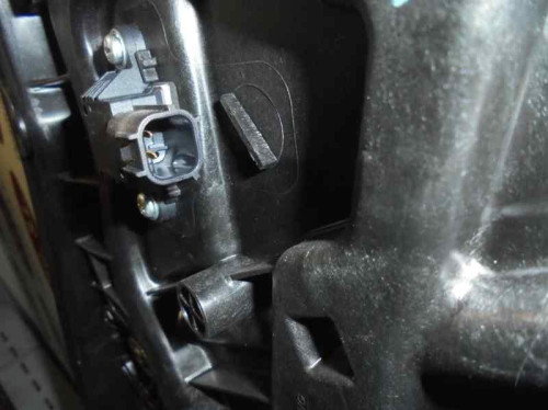  ELEVALUNAS DELANTERO IZQUIERDO KIA CARENS (RP) 