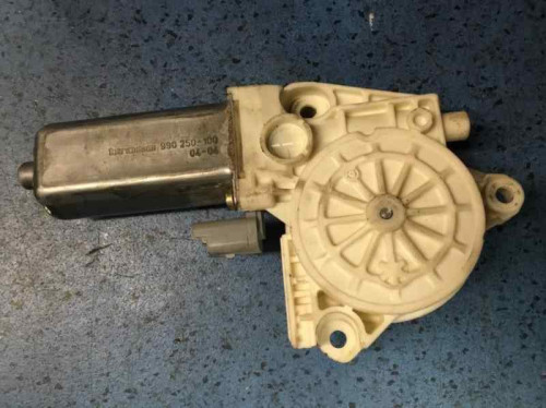 MOTOR ELEVALUNAS DELANTERO IZQUIERDO 