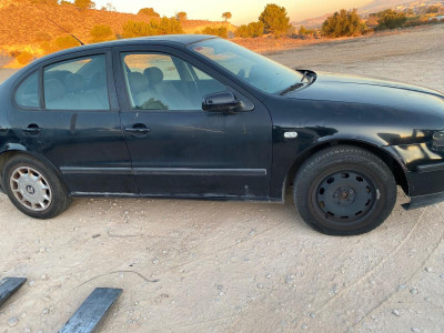 SEAT TOLEDO (1M2)