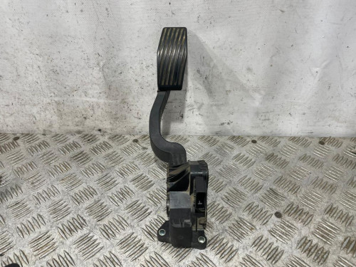  PEDAL ACELERADOR 